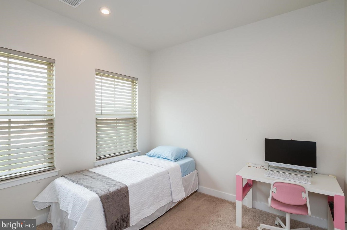 160 Oldham St, Baltimore MD  21224-2635 exterior