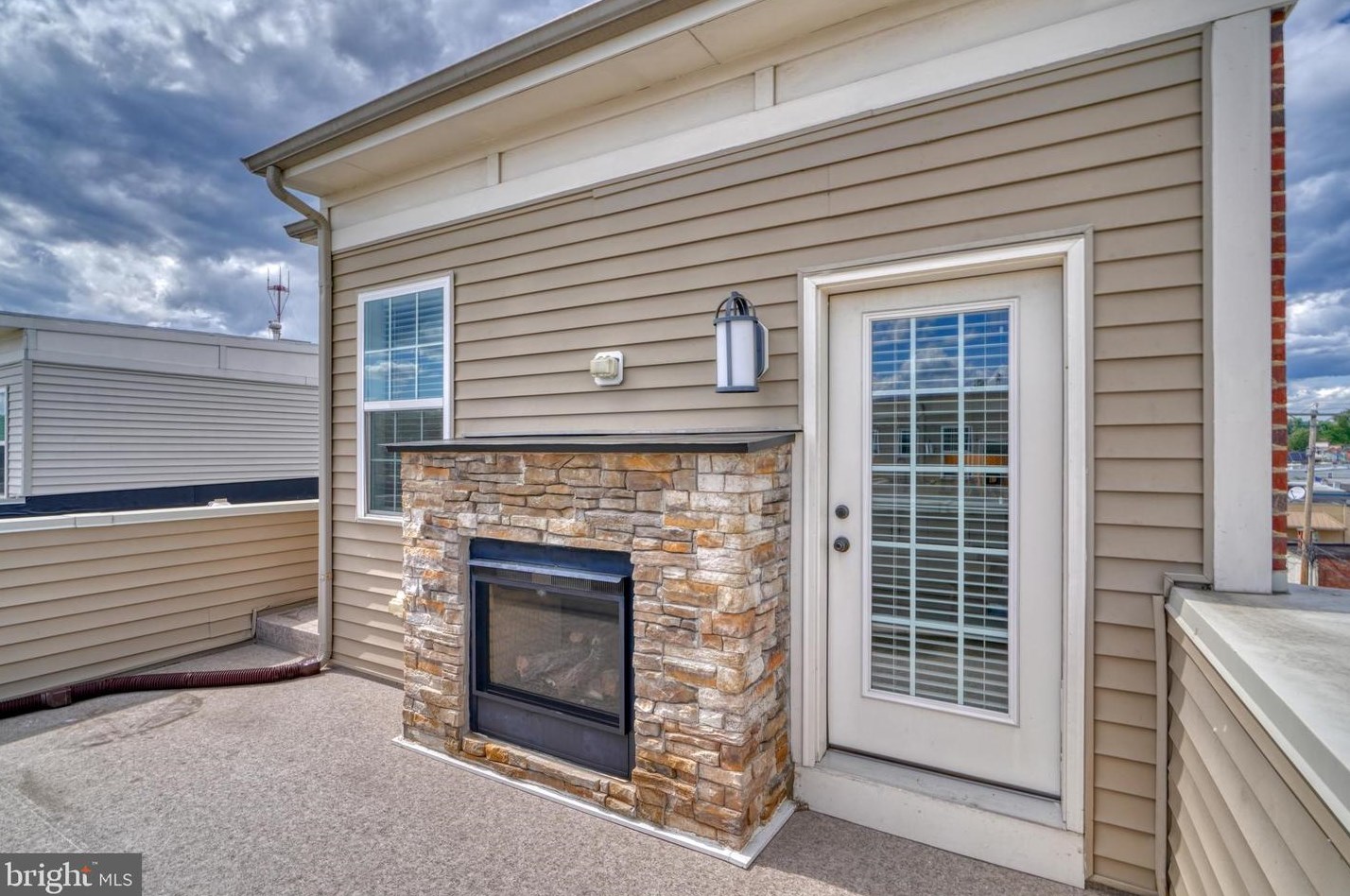 1200 Berry St, Baltimore MD 21211-1927 exterior