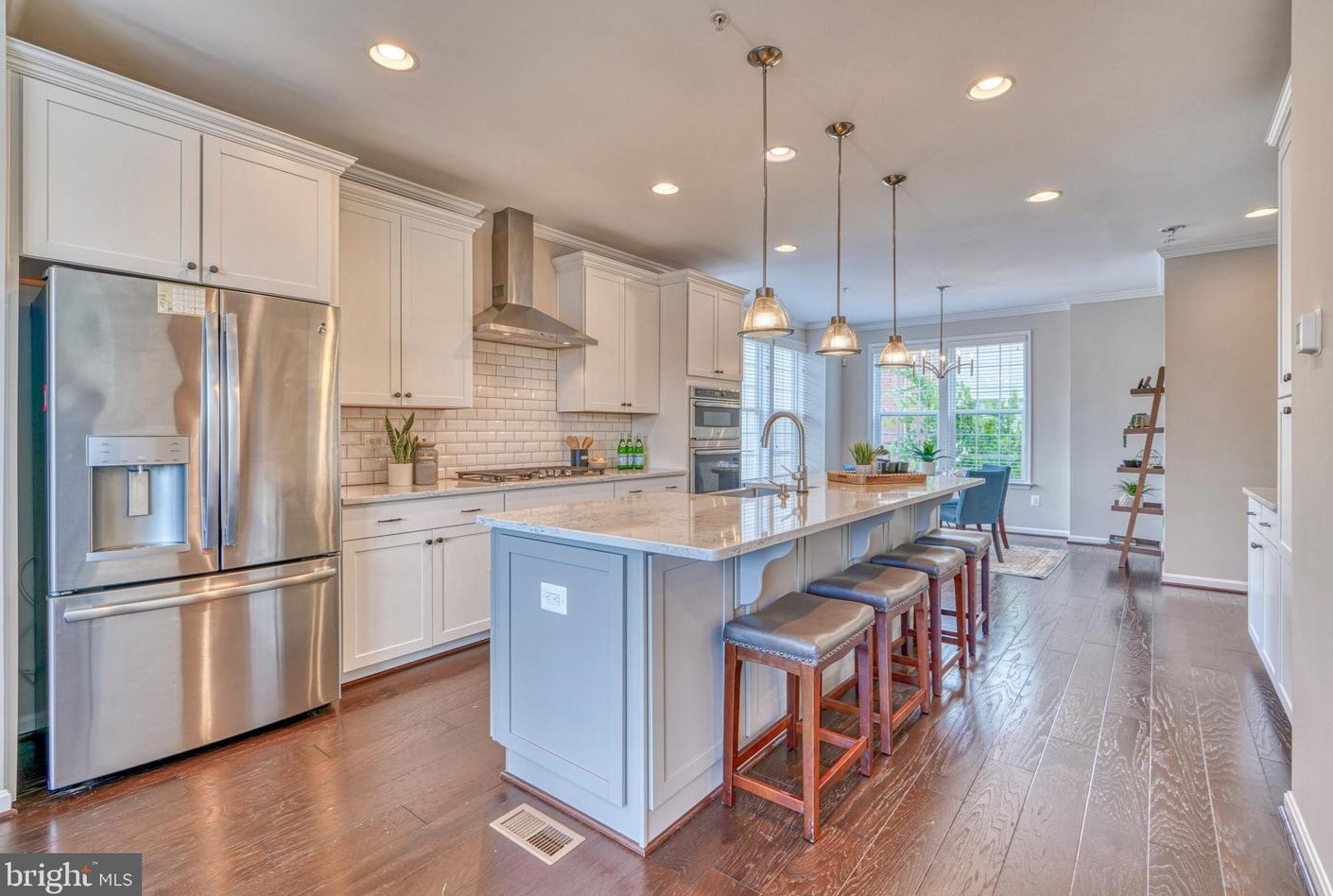 1200 Berry St, Baltimore MD 21211-1927 exterior