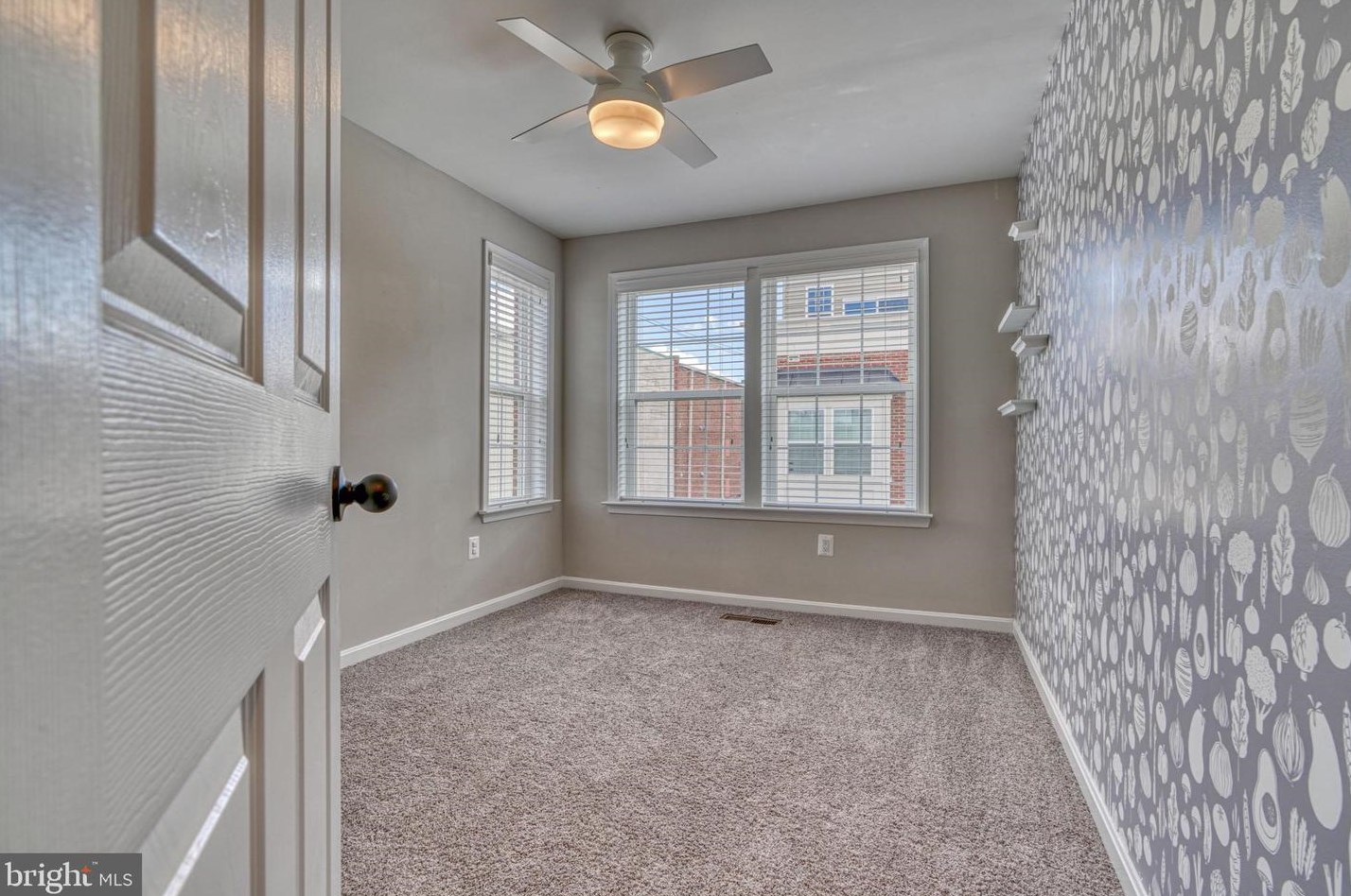 1200 Berry St, Baltimore MD 21211-1927 exterior