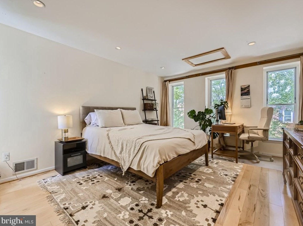 821 Barre St, Baltimore MD 21230-2421 exterior