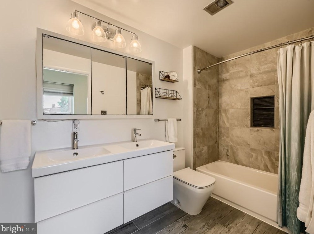 821 Barre St, Baltimore MD 21230-2421 exterior