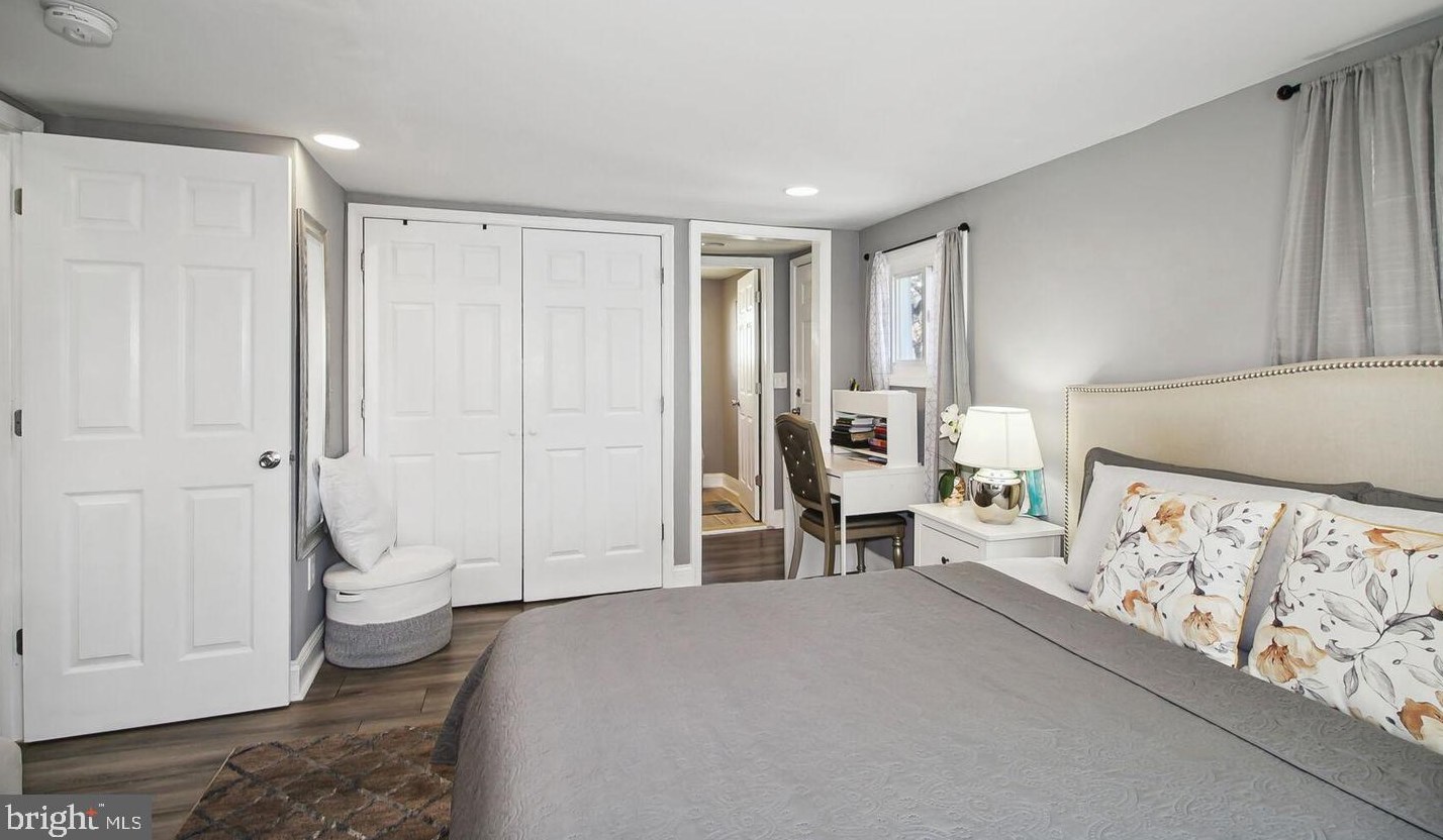5607 Narcissus Ave, Baltimore MD  21215-3543 exterior