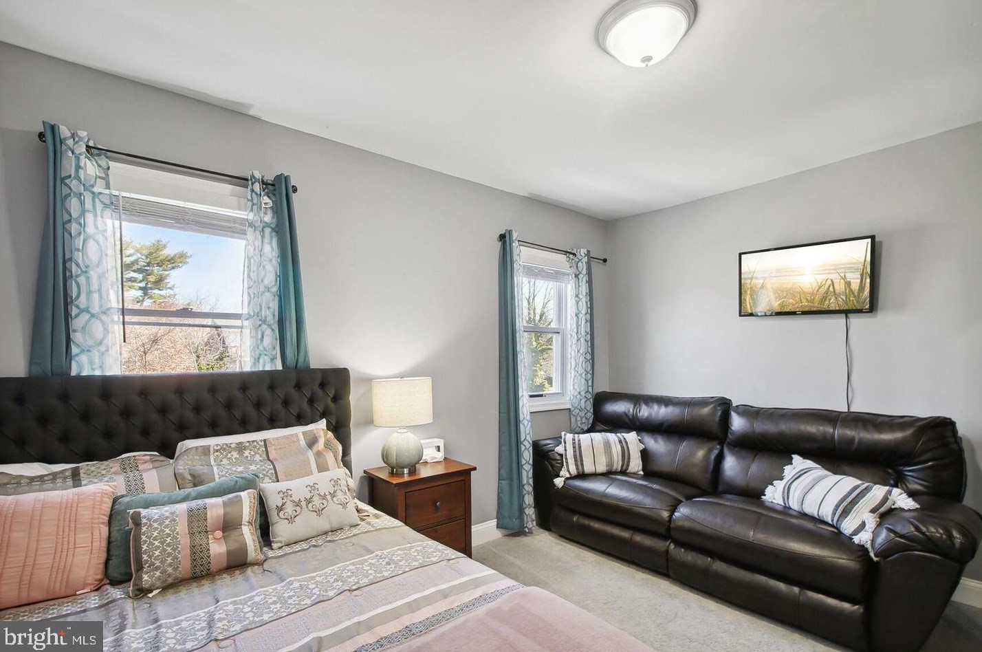 5607 Narcissus Ave, Baltimore MD  21215-3543 exterior