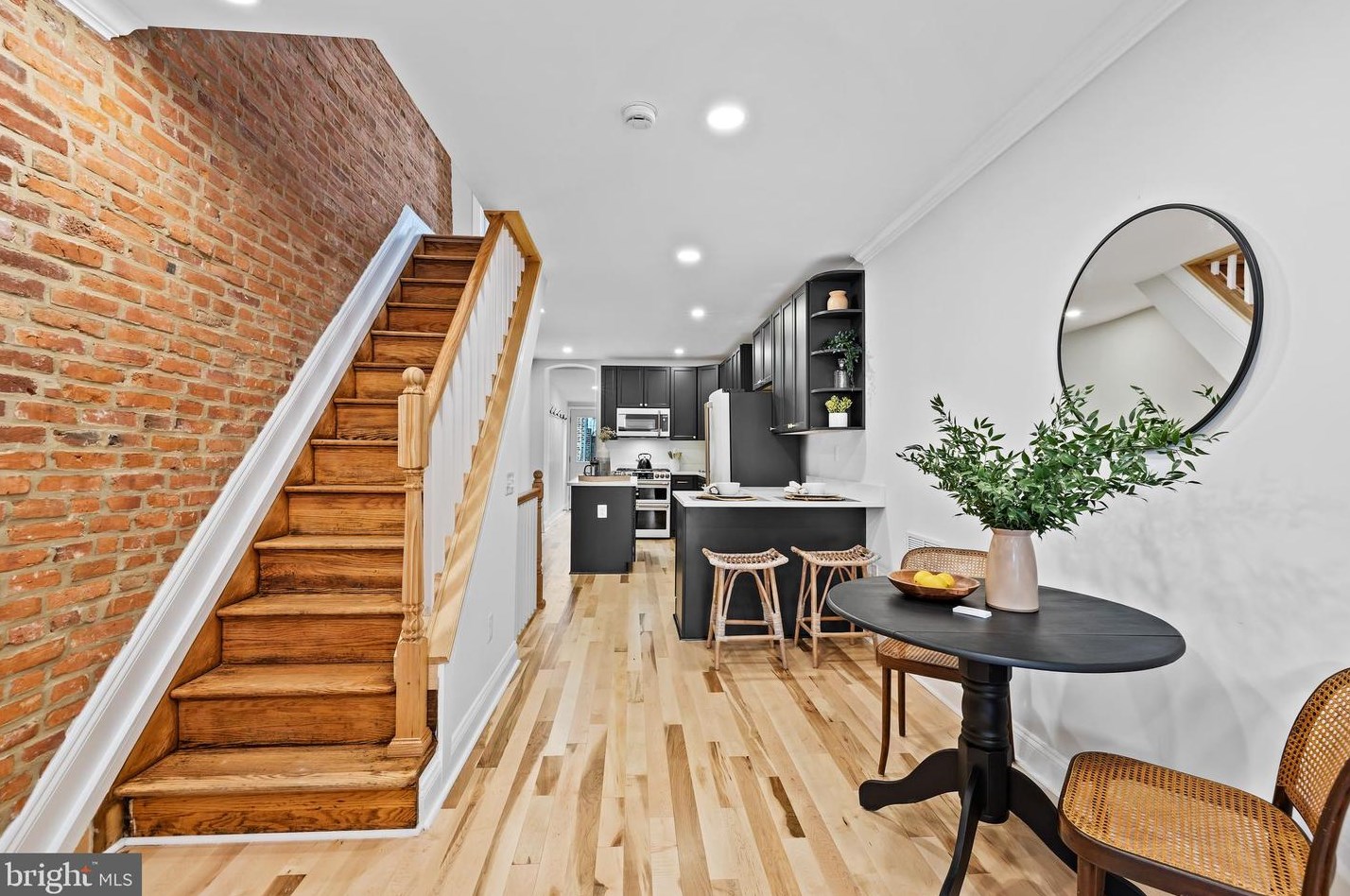 646 Curley St, Baltimore MD  21224-2737 exterior