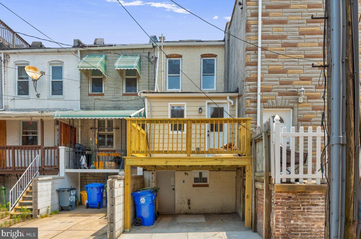 646 Curley St, Baltimore MD  21224-2737 exterior