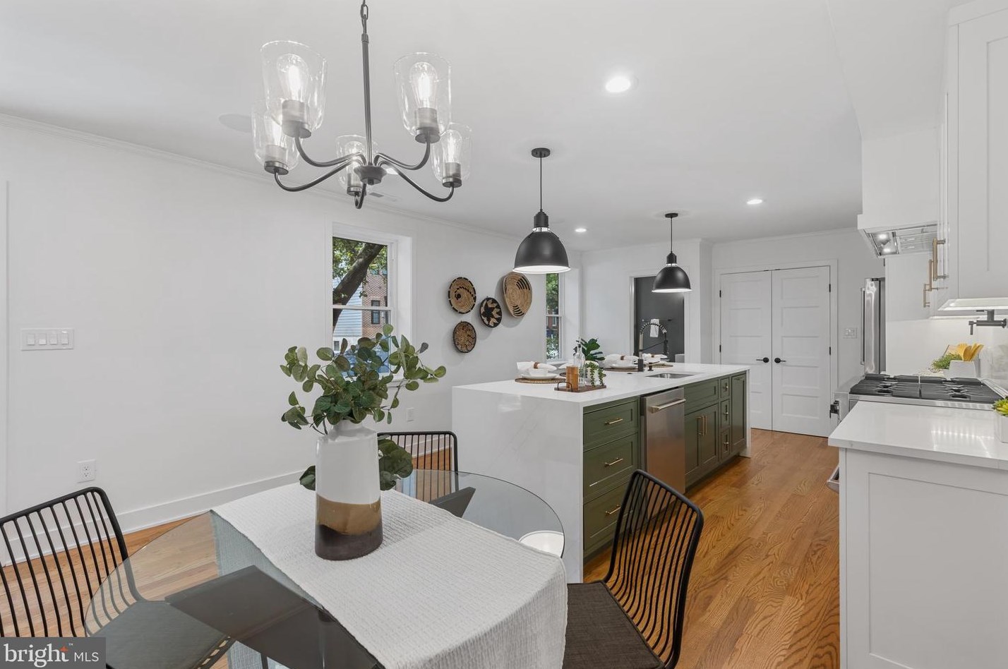 3000 Elliott St, Baltimore MD  21224-4904 exterior