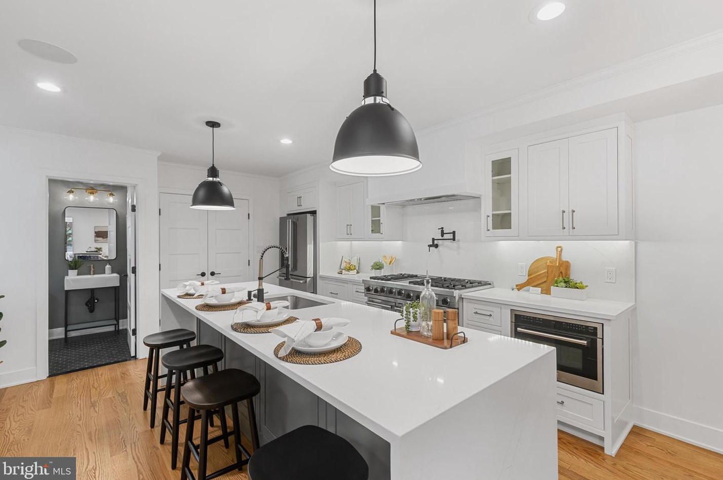 3000 Elliott St, Baltimore MD  21224-4904 exterior