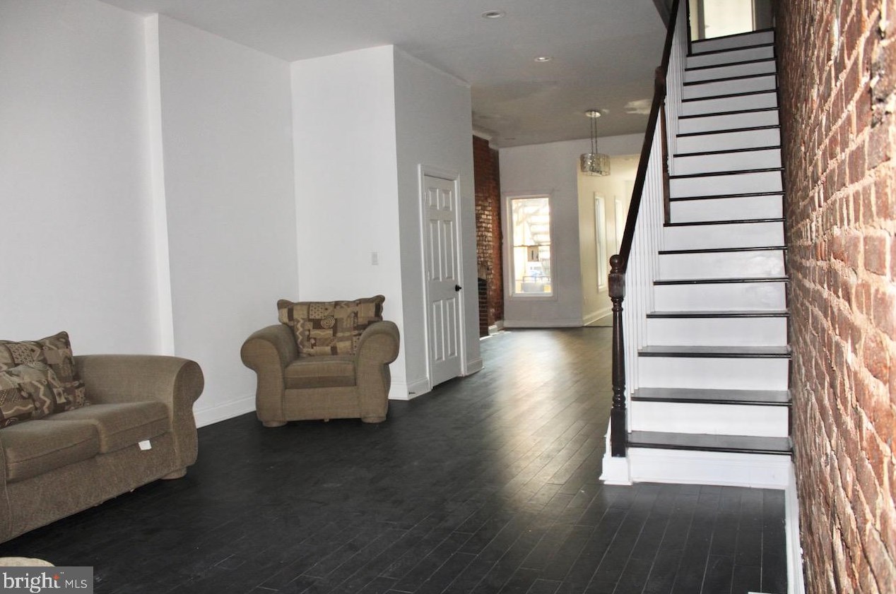 1908 Druid Hill Ave, Baltimore MD  21217-3502 exterior