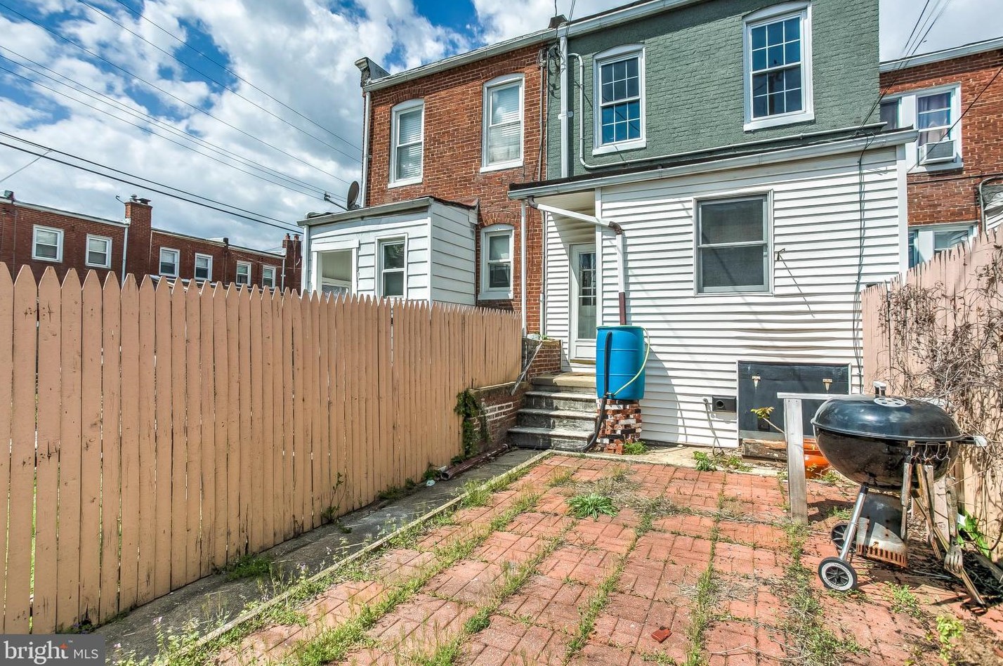 1353 42, Baltimore MD 21218-1202 exterior