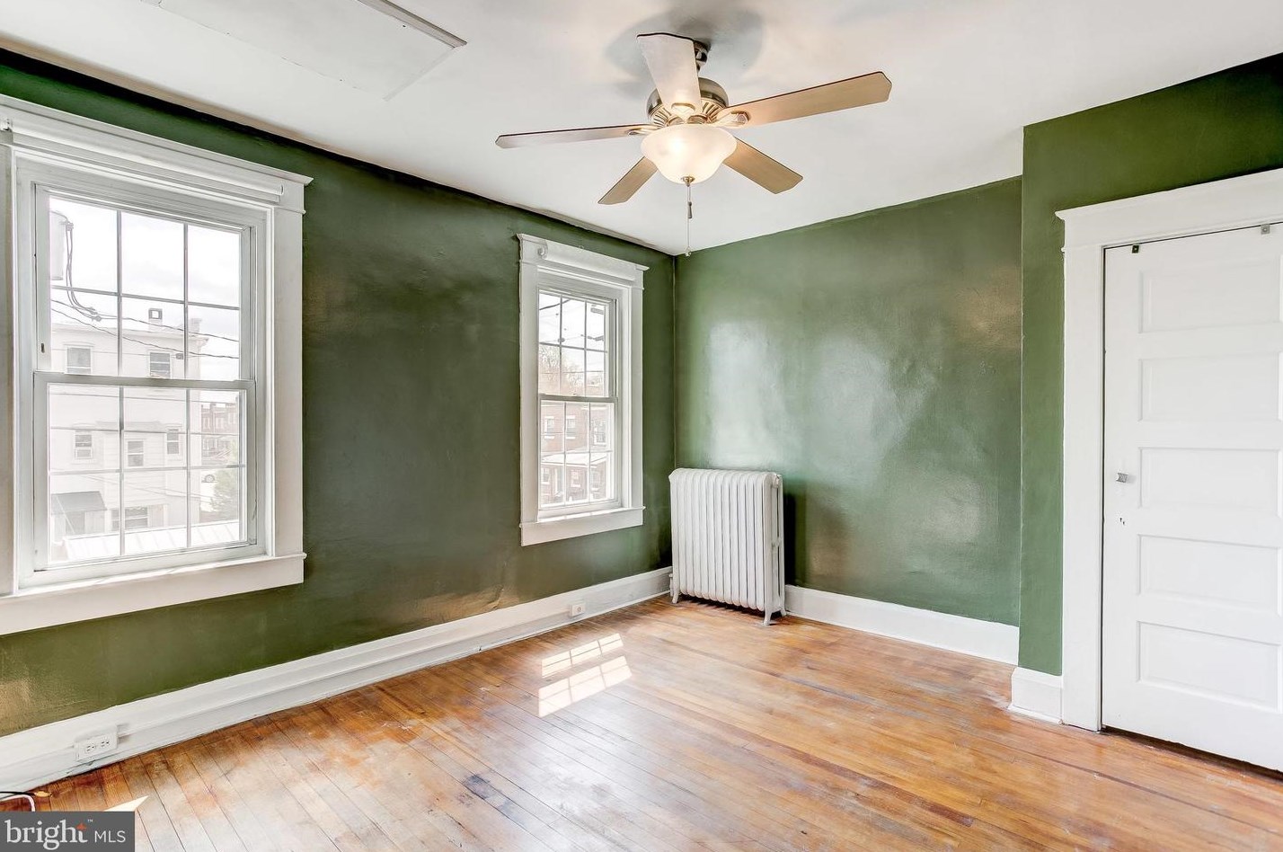 1353 42, Baltimore MD 21218-1202 exterior