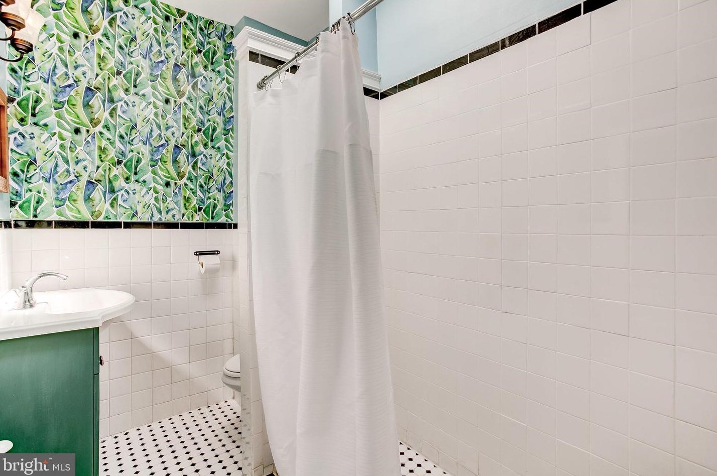 1353 42, Baltimore MD 21218-1202 exterior