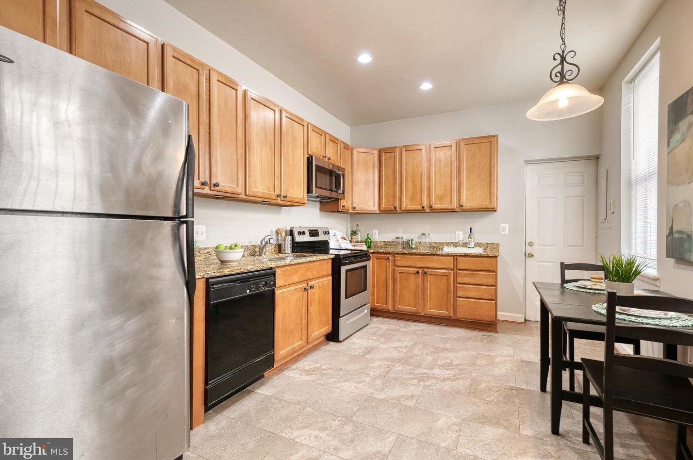 2002 Lombard St, Baltimore MD 21231-1010 exterior