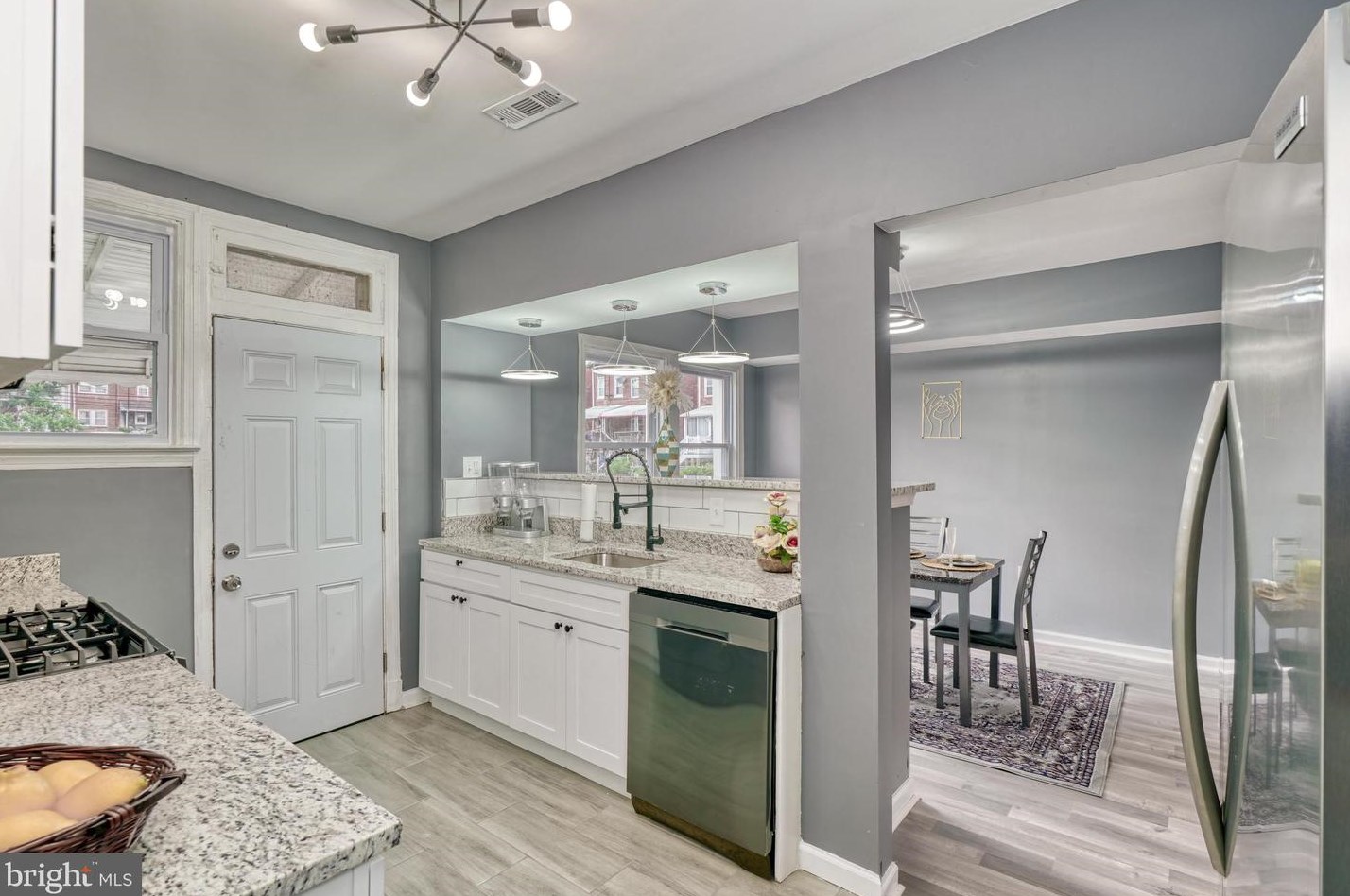 720 Mount Holly St, Baltimore MD  21229-1961 exterior