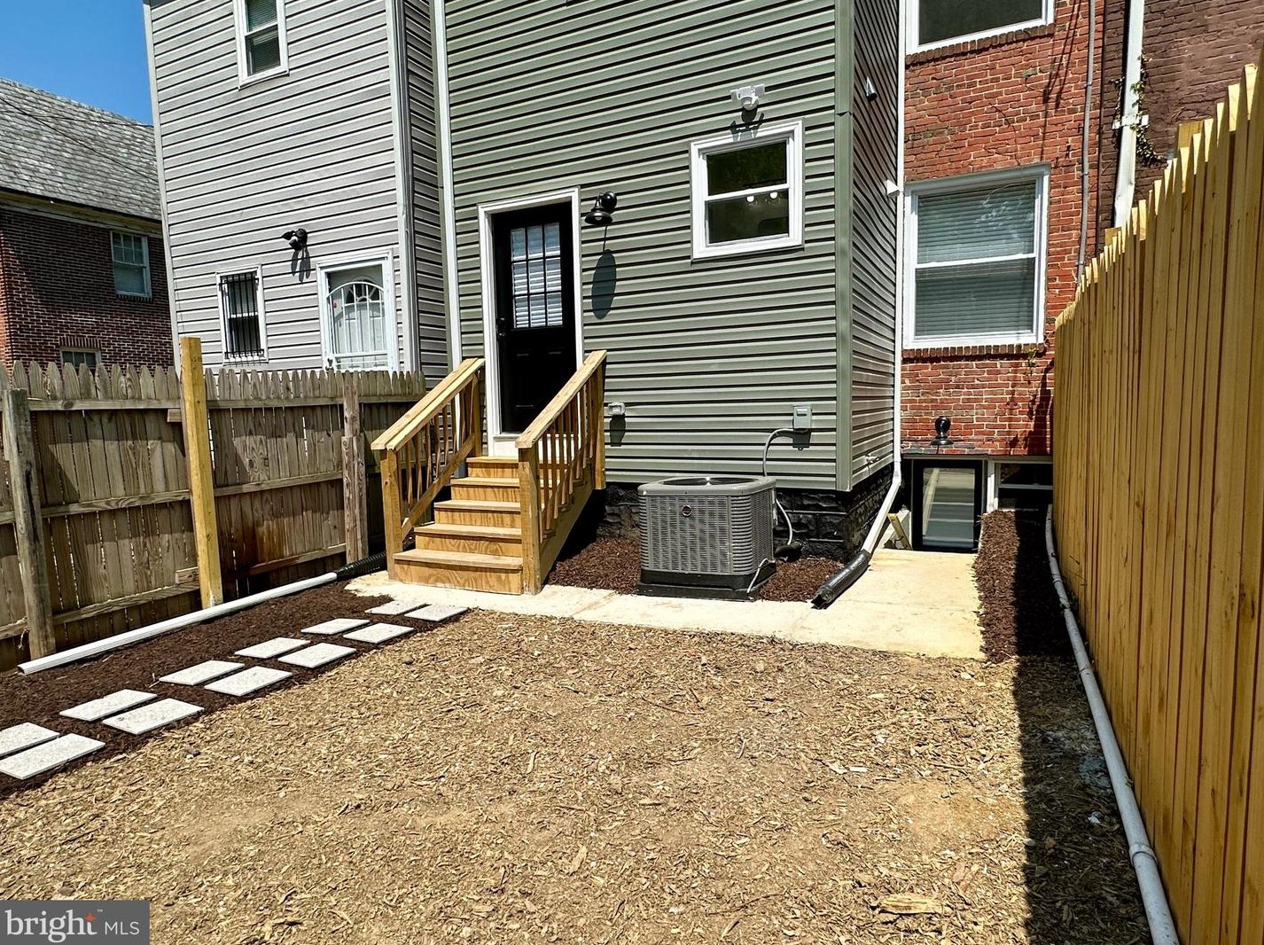 4033 Woodhaven Ave, Baltimore MD 21216-1537 exterior