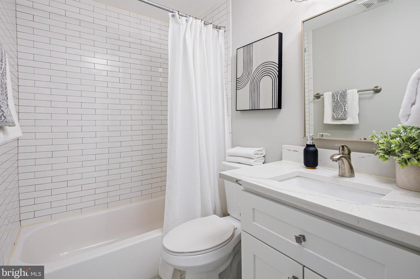 6405 Sefton Ave, Baltimore MD 21214-2339 exterior