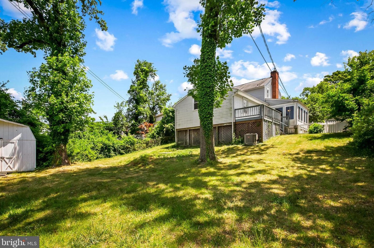 5016 Pilgrim Rd, Baltimore MD 21214-1541 exterior