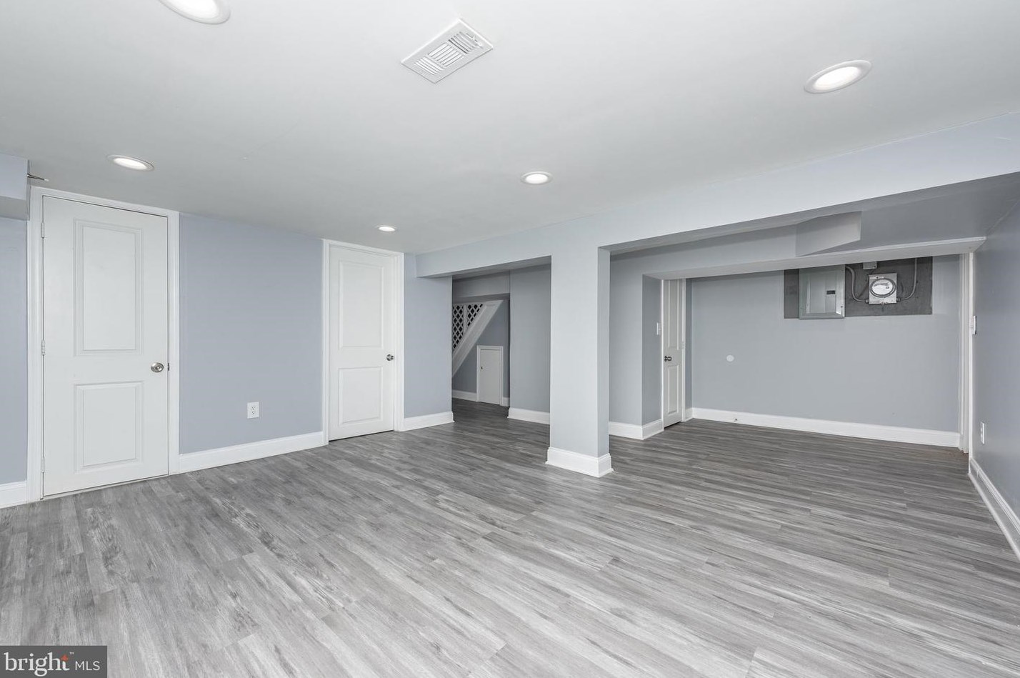 2428 Keyworth Ave, Baltimore MD  21215-7633 exterior
