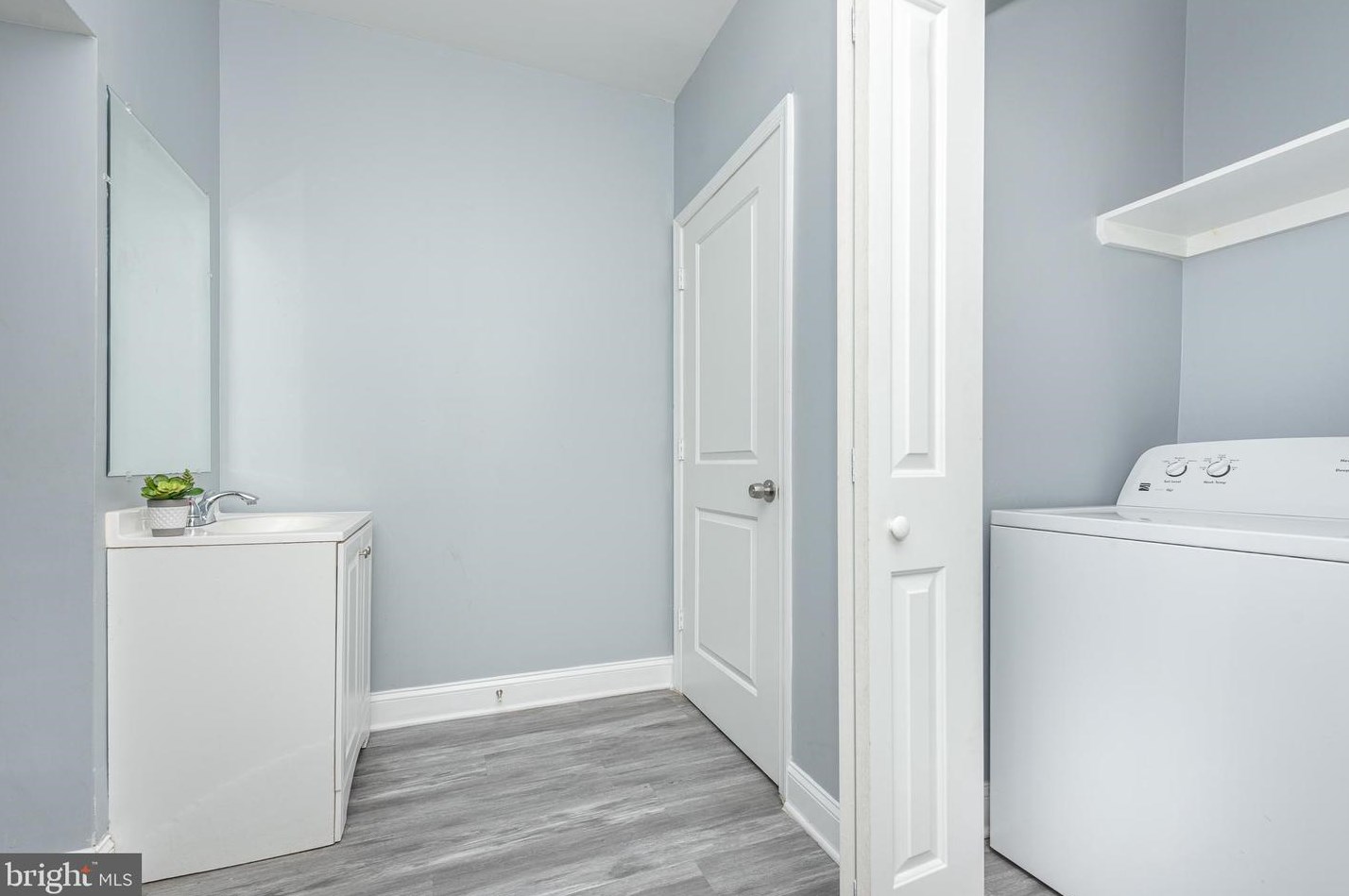 2428 Keyworth Ave, Baltimore MD  21215-7633 exterior