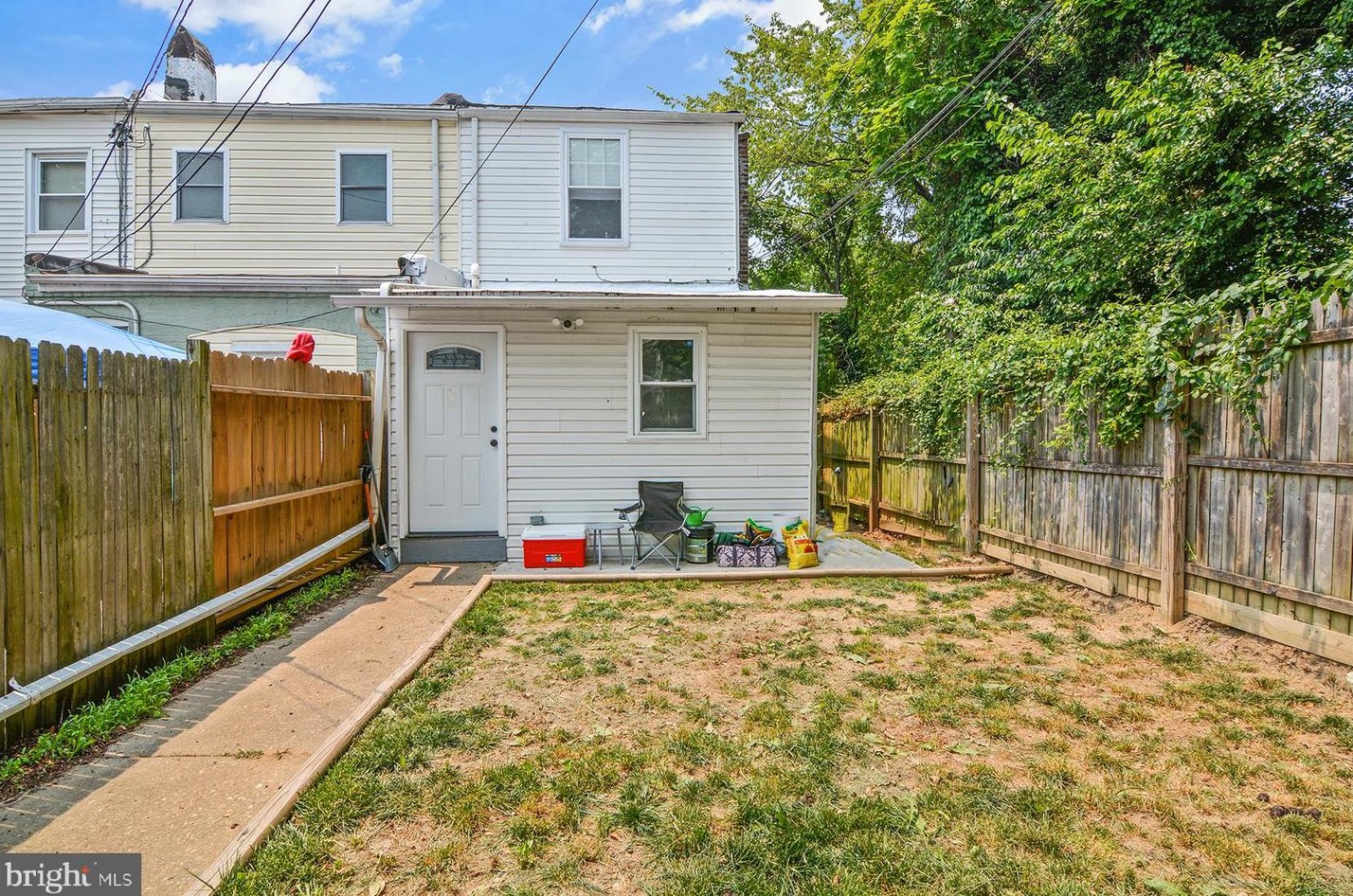 2529 Barclay St, Baltimore MD  21218-4708 exterior