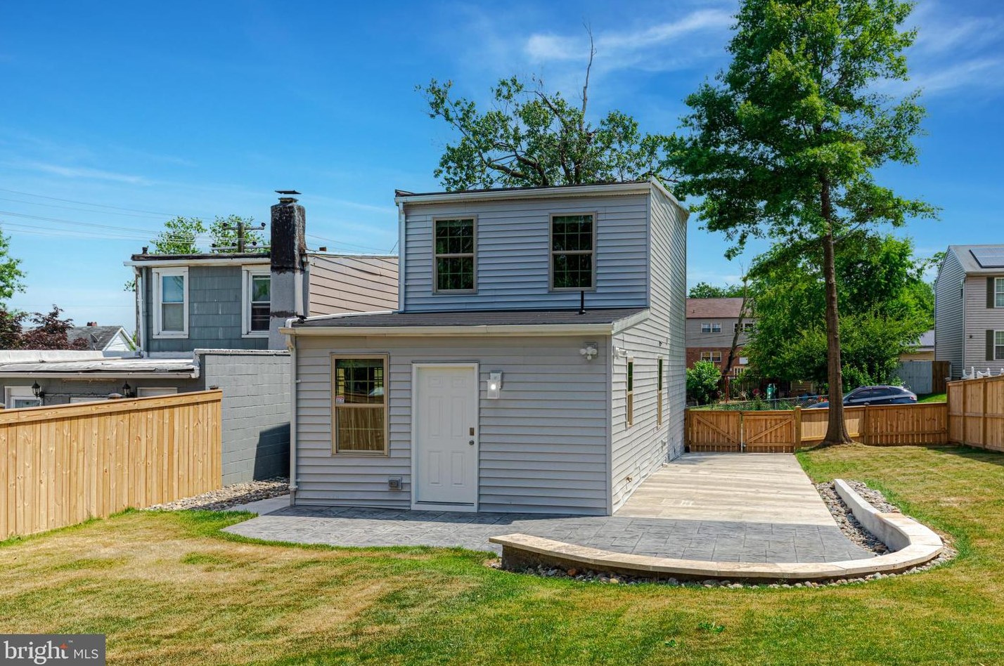 1420 Elmtree St, Baltimore MD  21226-1240 exterior
