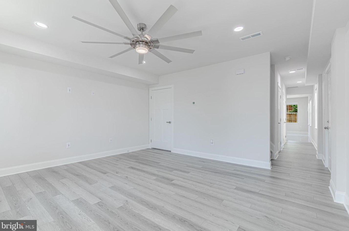 1420 Elmtree St, Baltimore MD  21226-1240 exterior