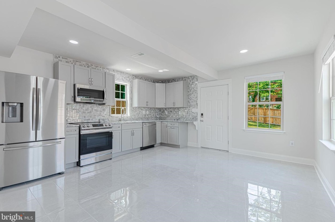 1420 Elmtree St, Baltimore MD  21226-1240 exterior