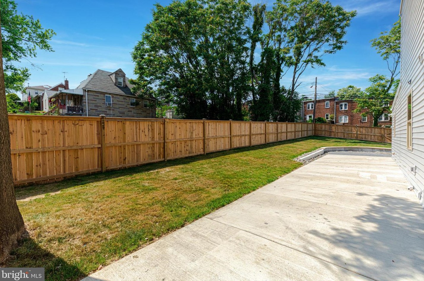 1420 Elmtree St, Baltimore MD  21226-1240 exterior
