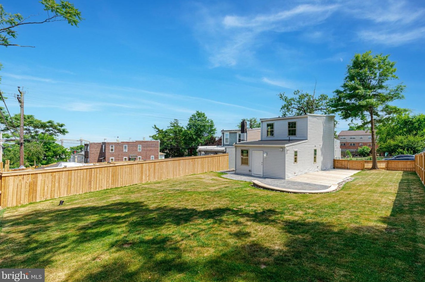 1420 Elmtree St, Baltimore MD  21226-1240 exterior