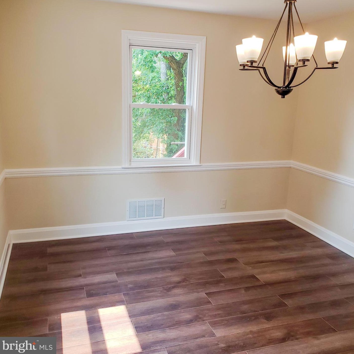 3143 Woodring Ave, Baltimore MD  21234-7830 exterior