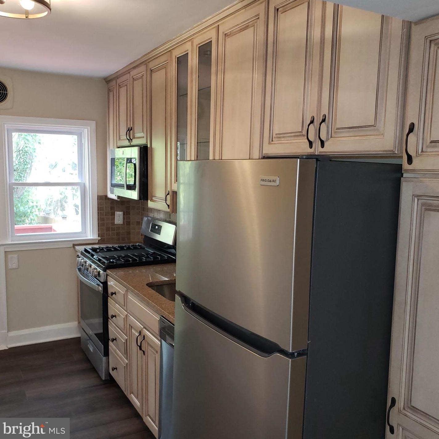 3143 Woodring Ave, Baltimore MD  21234-7830 exterior