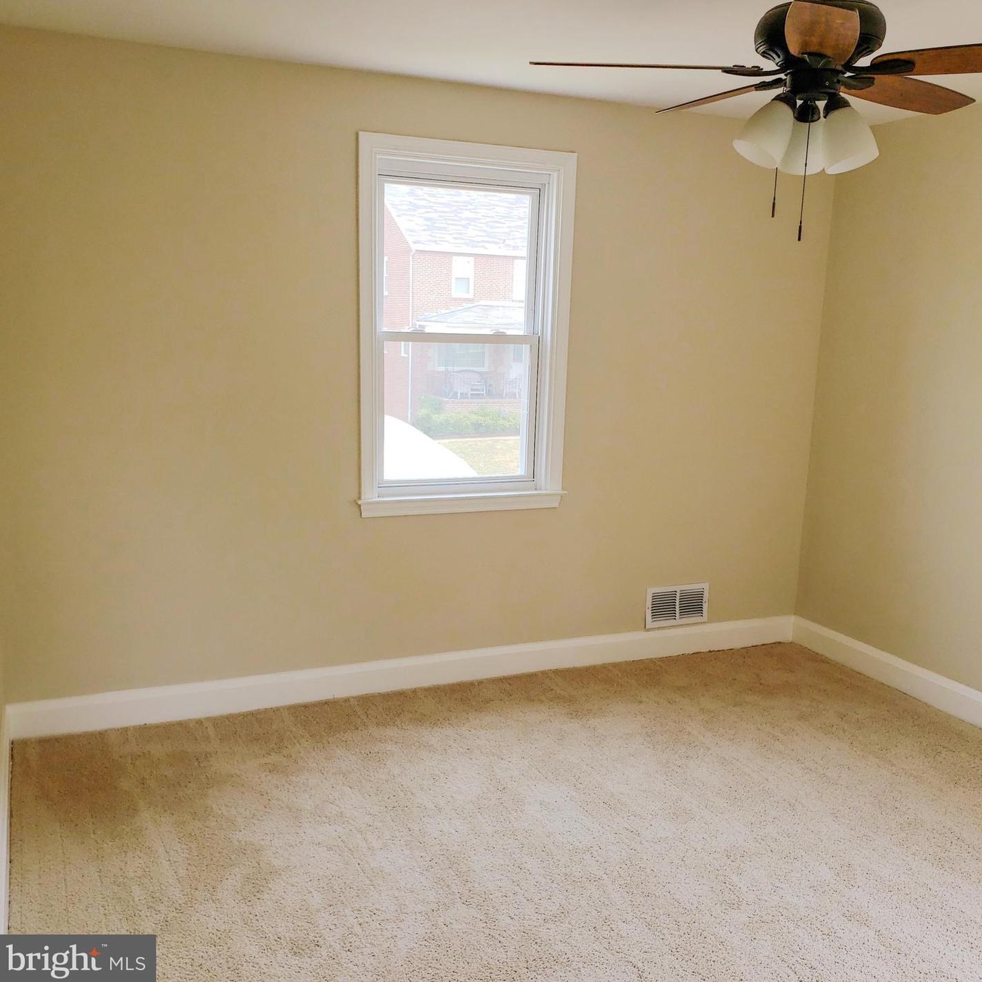 3143 Woodring Ave, Baltimore MD  21234-7830 exterior