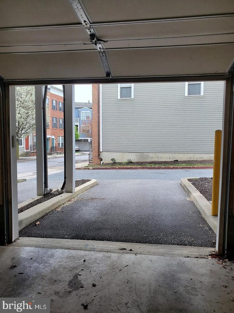 10 Exeter St, Baltimore MD  21202-4628 exterior