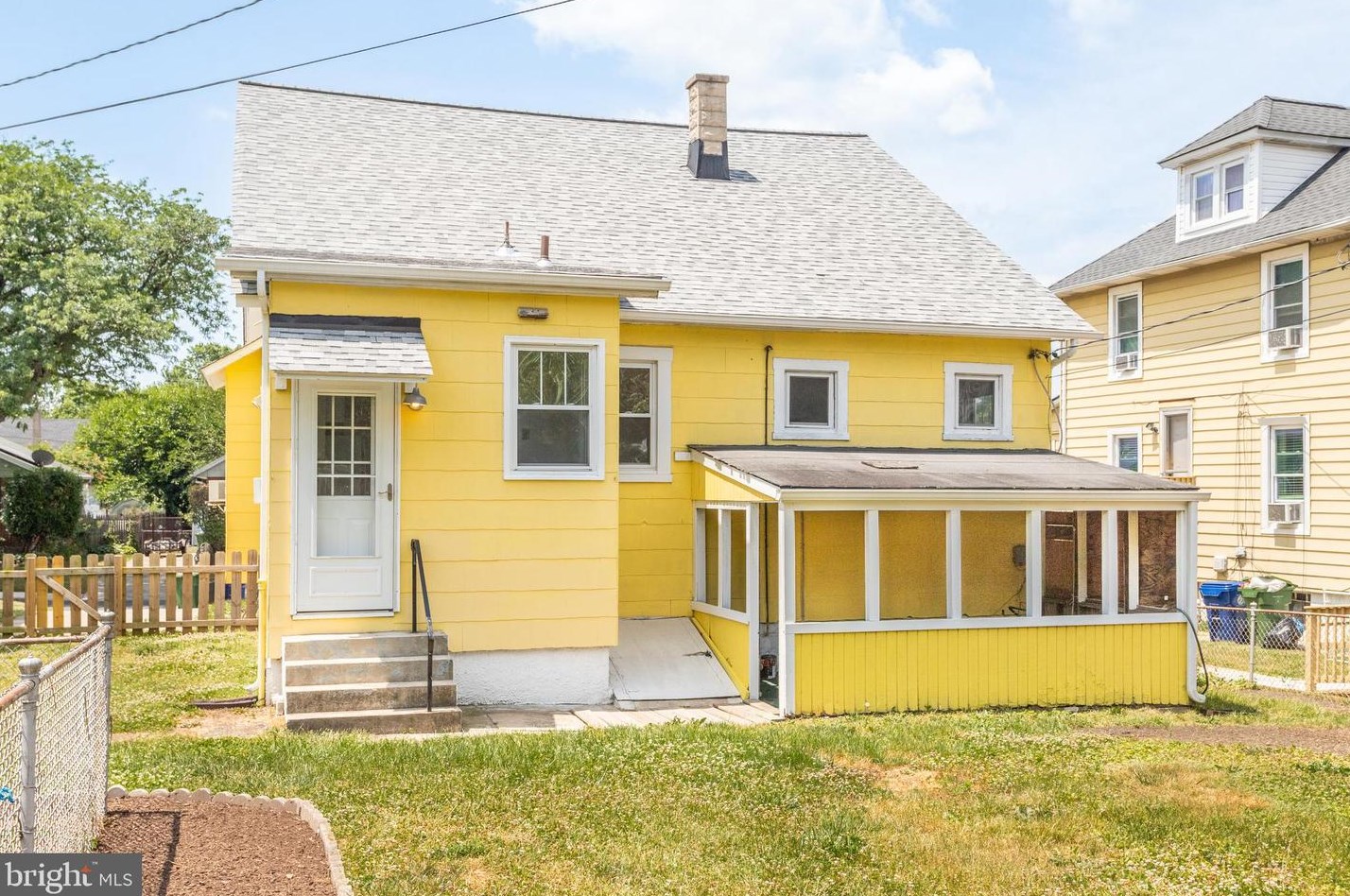 2904 Bayonne Ave, Baltimore MD 21206-3403 exterior