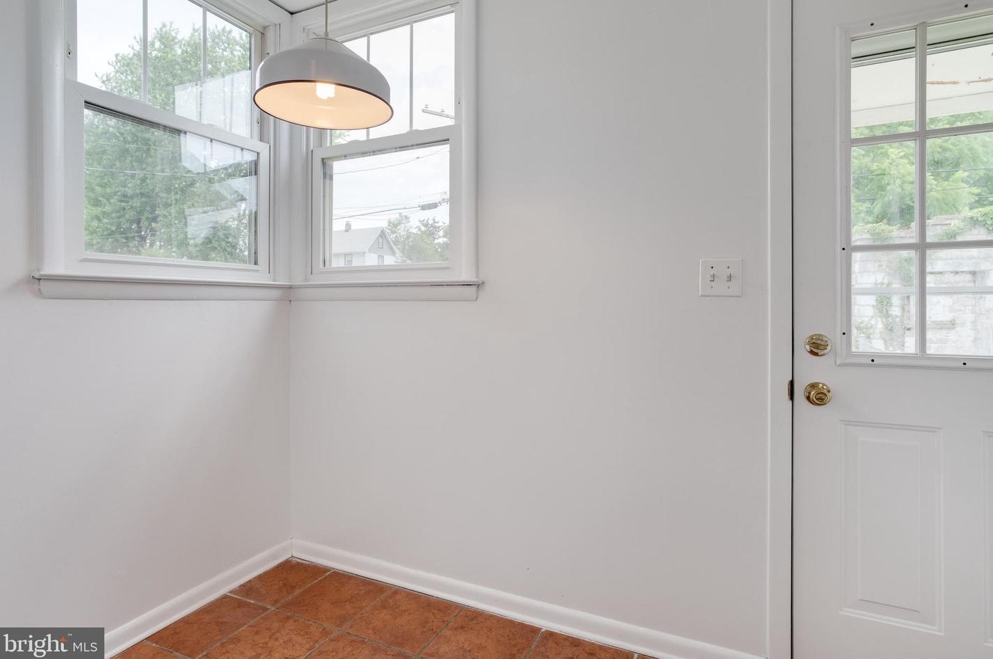 2904 Bayonne Ave, Baltimore MD 21206-3403 exterior