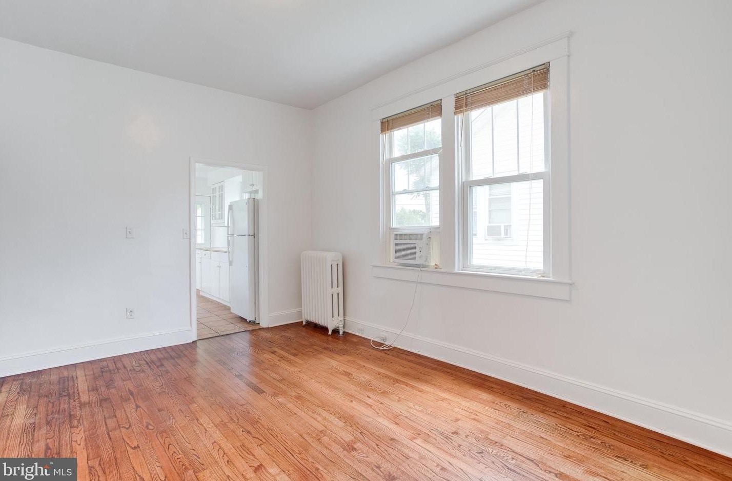 2904 Bayonne Ave, Baltimore MD 21206-3403 exterior