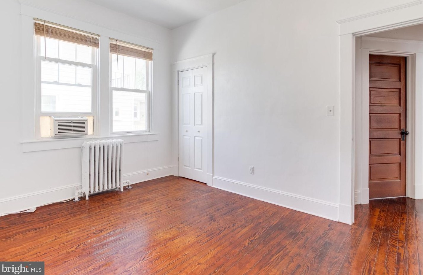 2904 Bayonne Ave, Baltimore MD 21206-3403 exterior