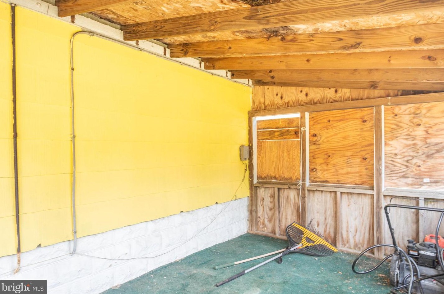 2904 Bayonne Ave, Baltimore MD 21206-3403 exterior