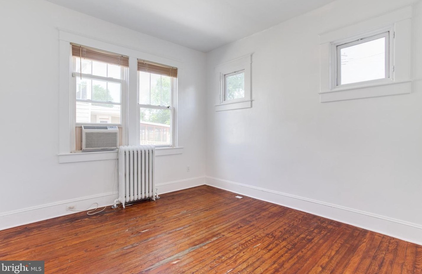 2904 Bayonne Ave, Baltimore MD 21206-3403 exterior