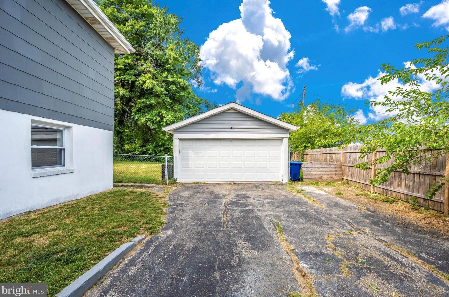 2920 Chesley Ave, Baltimore MD  21234-7627 exterior