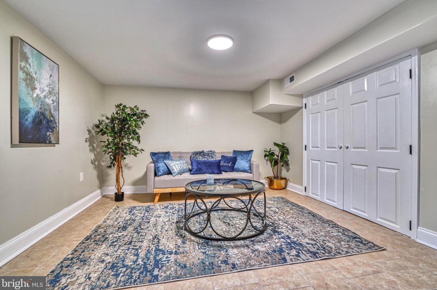 5210 The Alameda, Baltimore MD 21218-1357 exterior