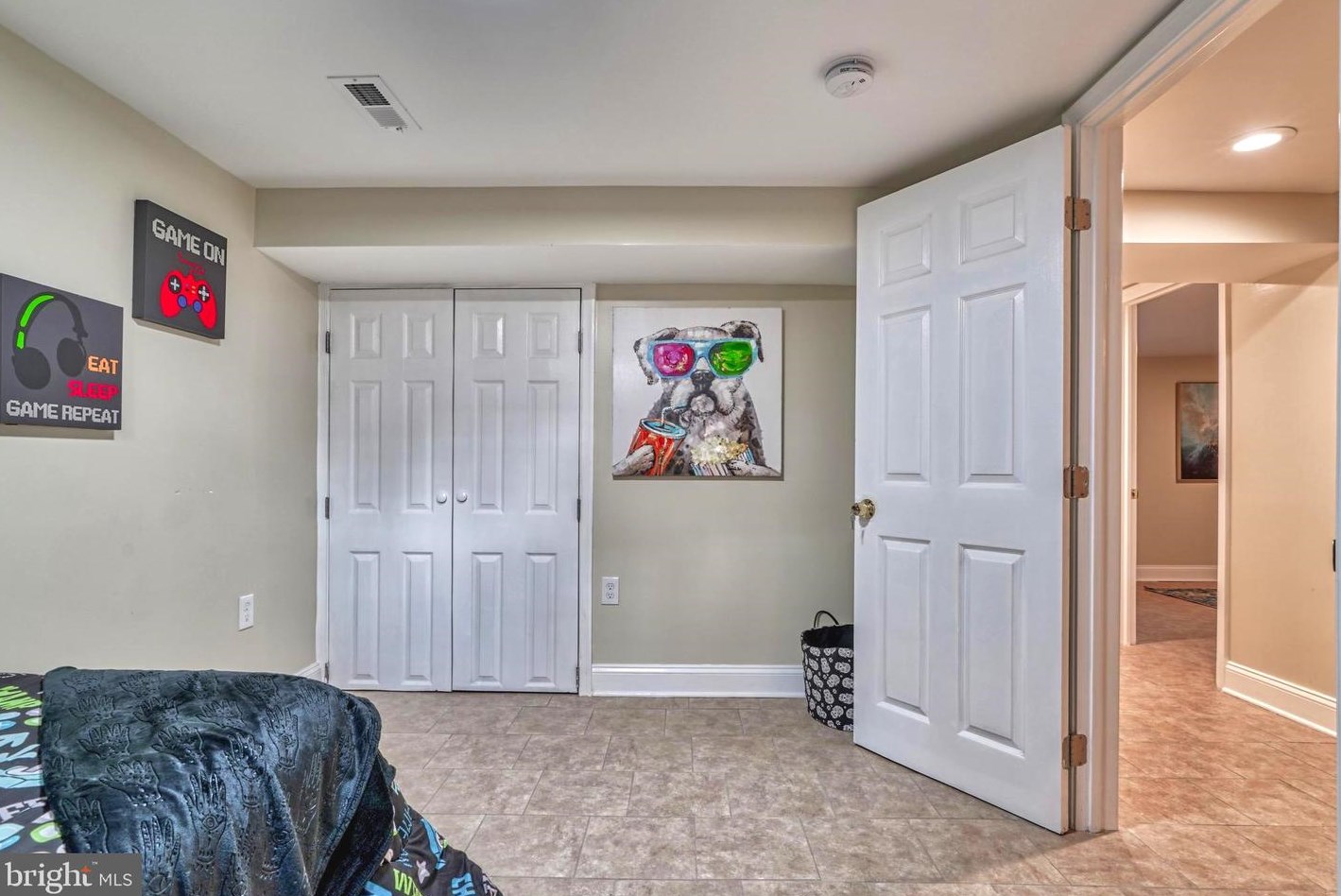 5210 The Alameda, Baltimore MD 21218-1357 exterior