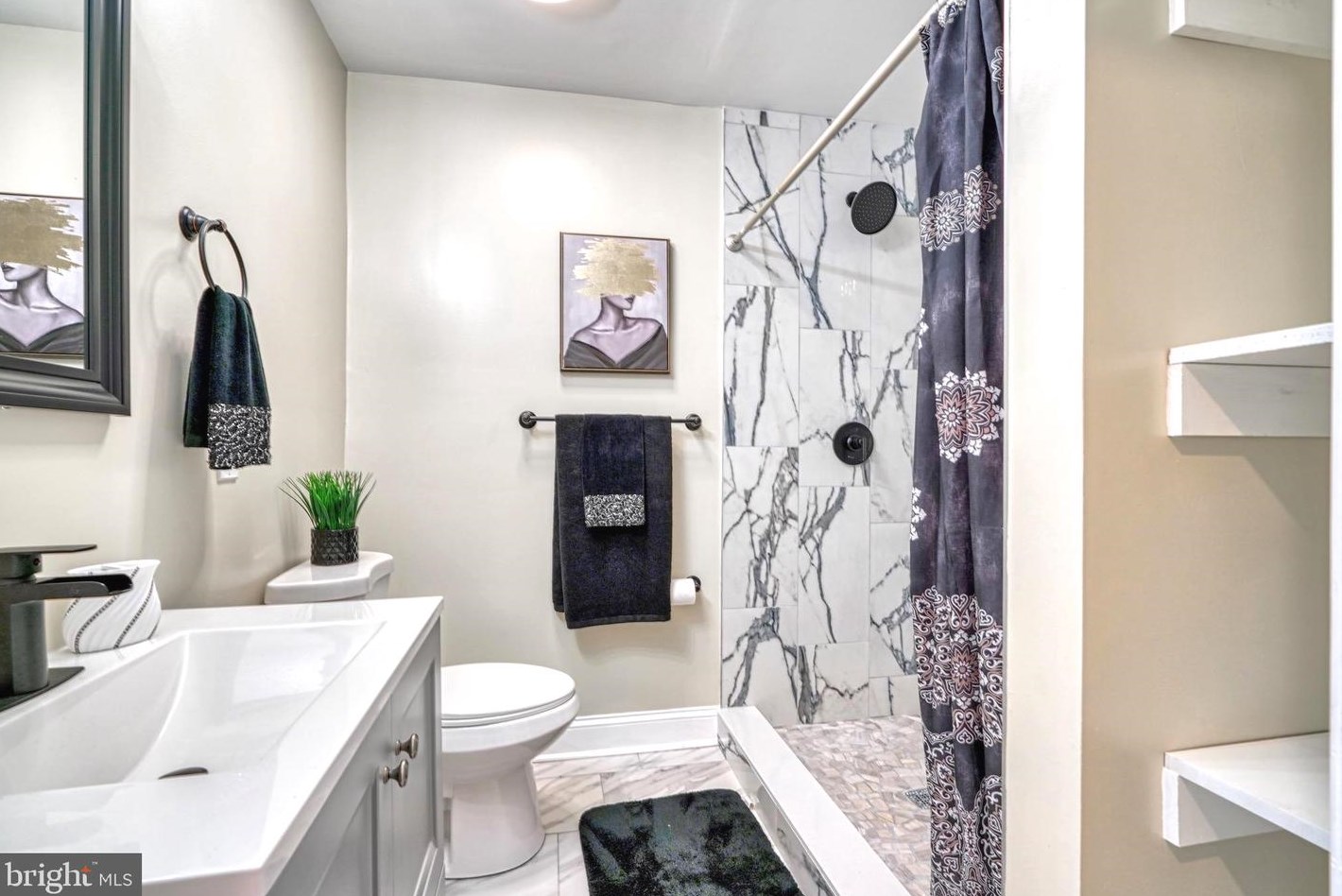 5210 The Alameda, Baltimore MD 21218-1357 exterior