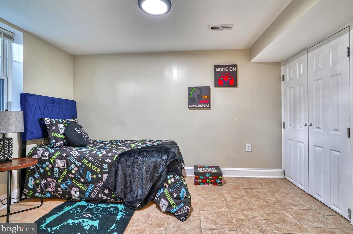 5210 The Alameda, Baltimore MD 21218-1357 exterior