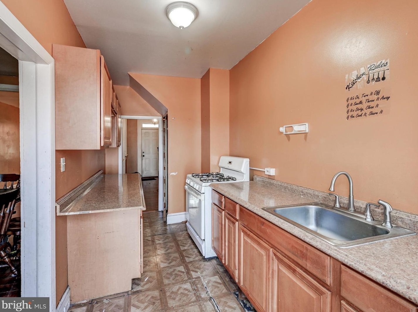 2316 Aiken St, Baltimore MD  21218-5517 exterior