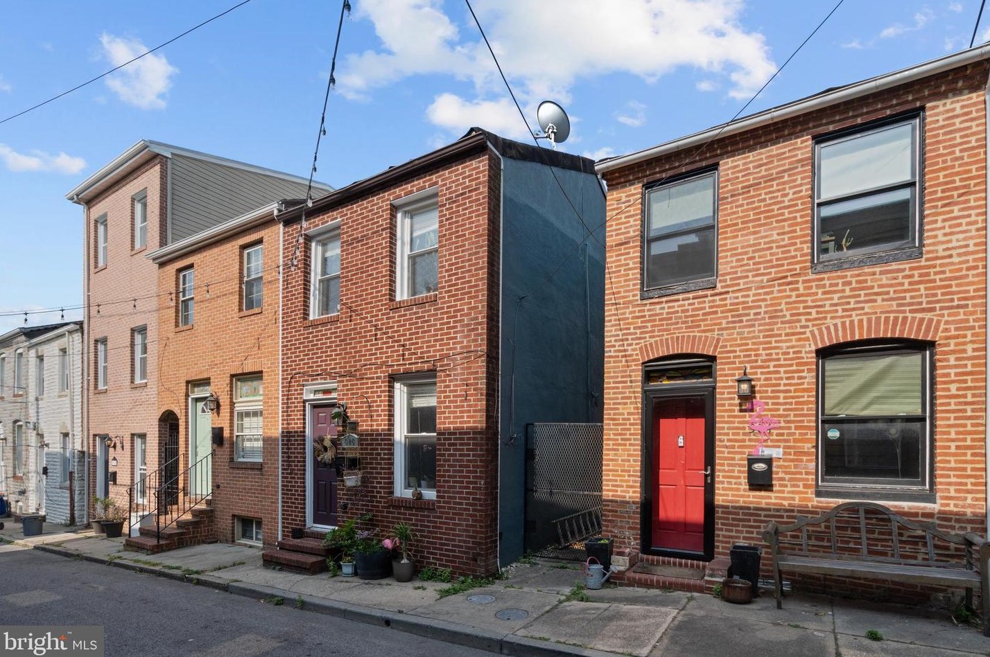 304 Chapel St, Baltimore MD  21231-2514 exterior