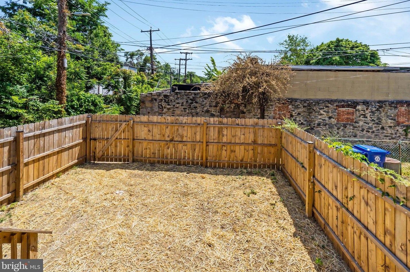 1309 Longwood St, Baltimore MD  21216-3926 exterior