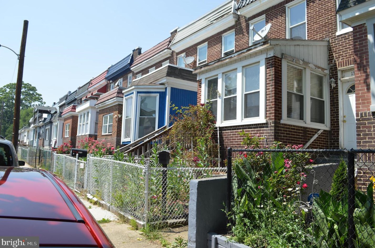 1346 Cambria St, Baltimore MD  21225-2225 exterior