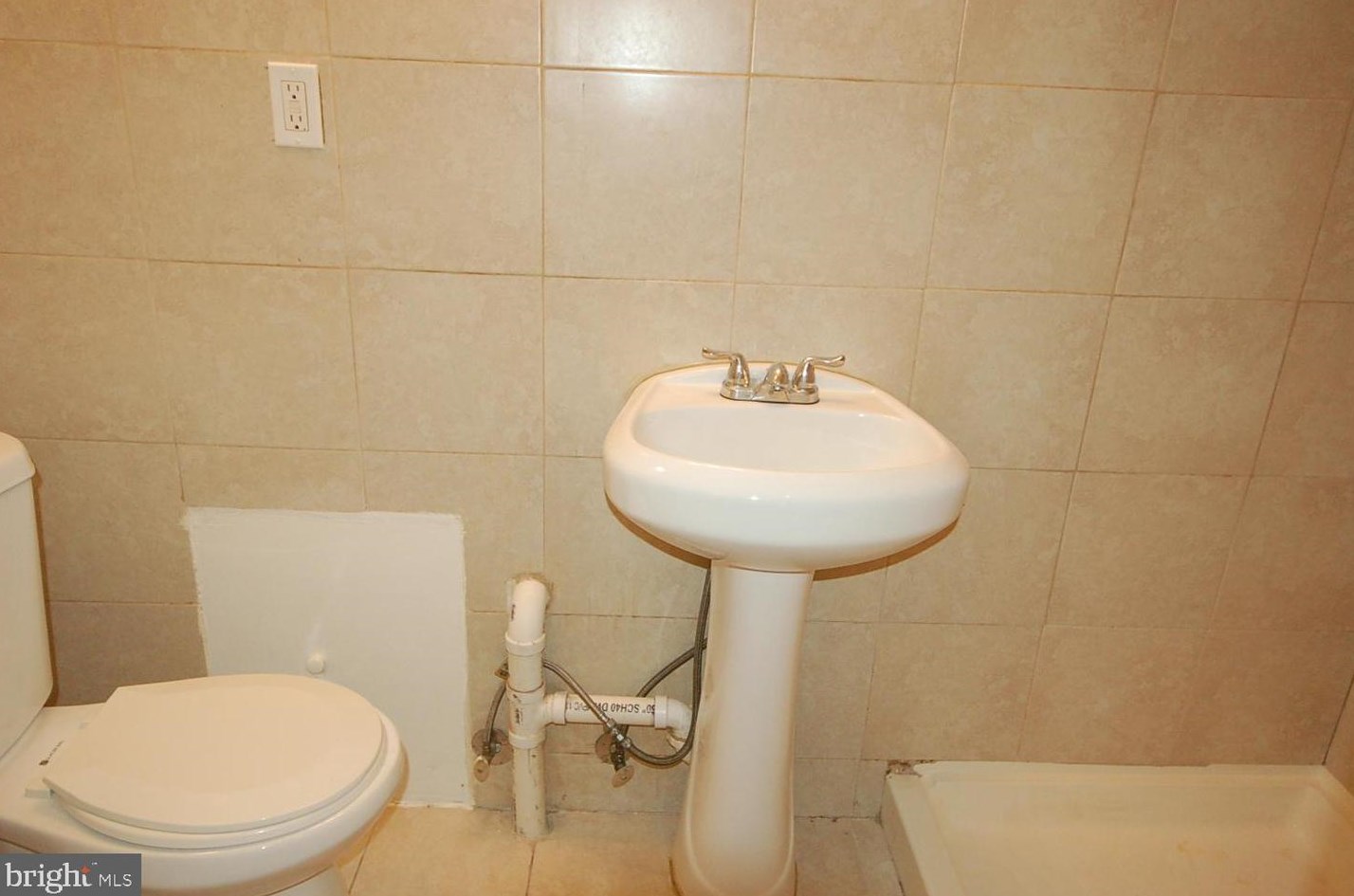 2015 Jefferson St, Baltimore MD  21205-2335 exterior