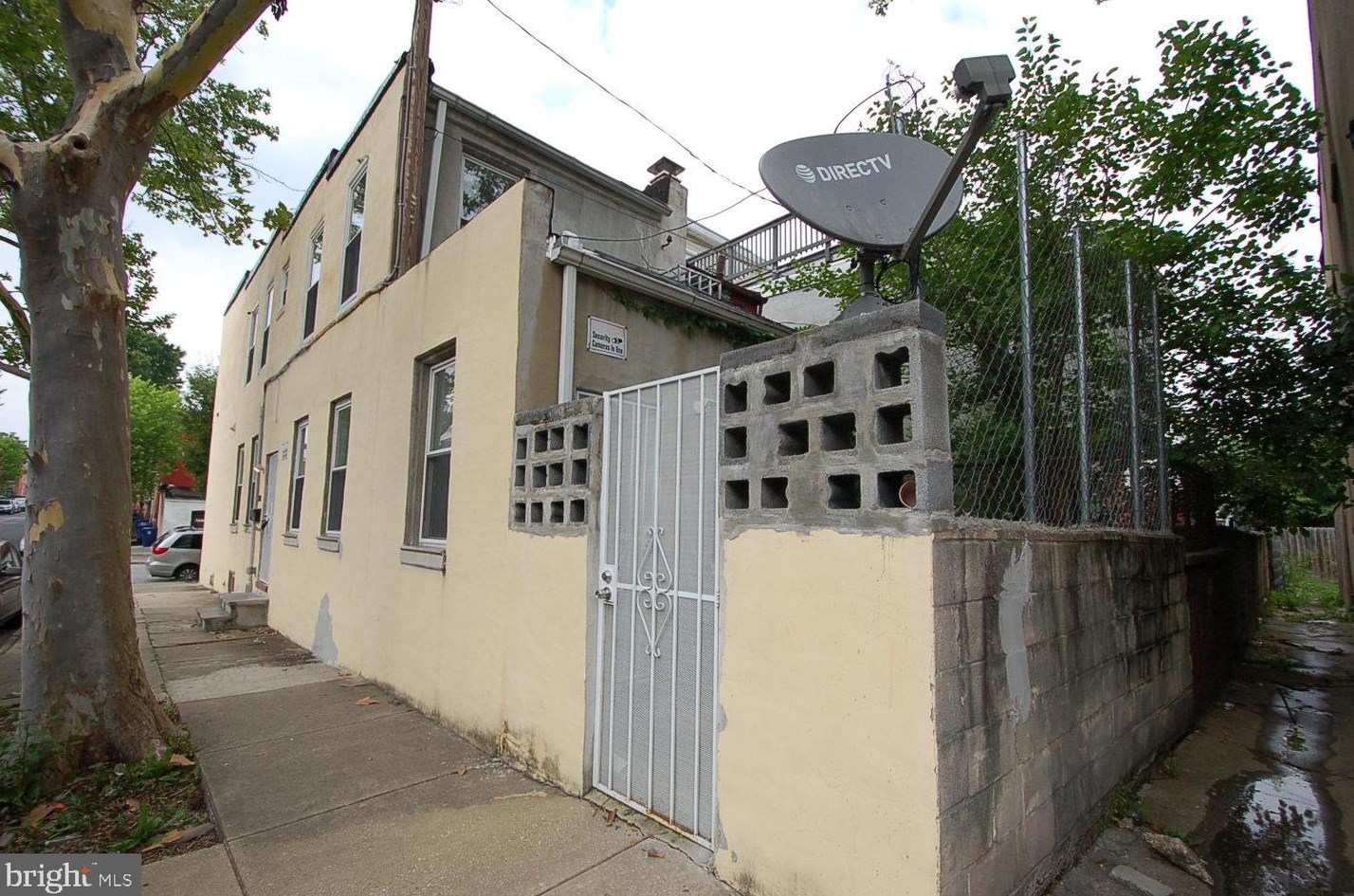 2015 Jefferson St, Baltimore MD  21205-2335 exterior